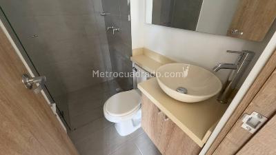 Apartamento de 3 alcobas en venta en Sabaneta, Sabaneta, 66 m² · foto 10 de 11