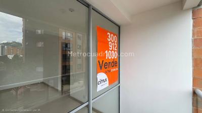 Apartamento de 3 alcobas en venta en Sabaneta, Sabaneta, 66 m² · foto 5 de 11