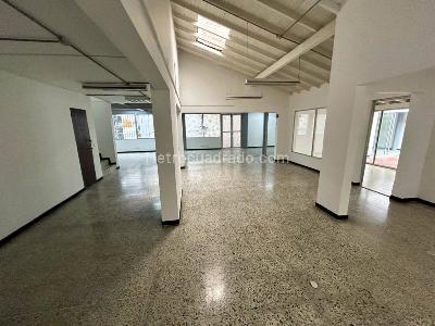 Casa de 5 alcobas en venta en Patio Bonito, Medellín, 500 m² · foto 5 de 15