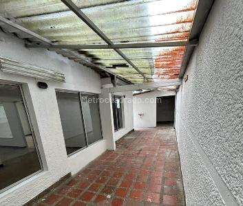 Casa de 5 alcobas en venta en Patio Bonito, Medellín, 500 m² · foto 7 de 15