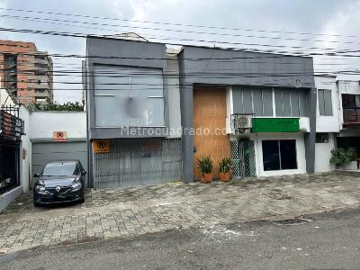 Casa de 5 alcobas en venta en Patio Bonito, Medellín, 500 m² · foto 9 de 15