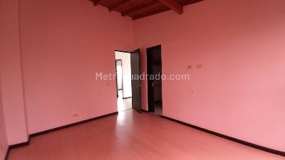 Casa de 3 alcobas en venta en Los Colegios, Rionegro, 257 m² · foto 15 de 20