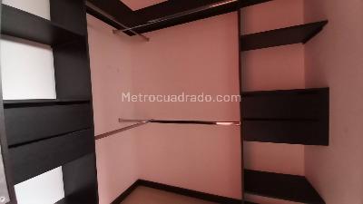 Casa de 3 alcobas en venta en Los Colegios, Rionegro, 257 m² · foto 16 de 20