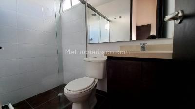 Casa de 3 alcobas en venta en Los Colegios, Rionegro, 257 m² · foto 8 de 20