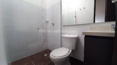 Casa de 3 alcobas en venta en Los Colegios, Rionegro, 257 m² · foto 9 de 20