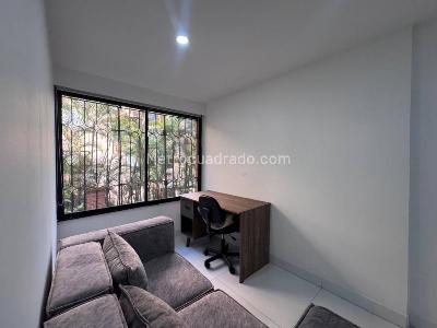 Apartamento en arriendo en San Lucas, Medellín · foto 4 de 20