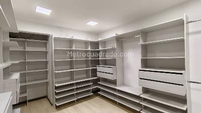 Casa de 5 alcobas en arriendo en Llanogrande, Rionegro · foto 13 de 20