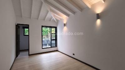 Casa de 5 alcobas en arriendo en Llanogrande, Rionegro · foto 16 de 20