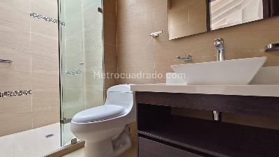 Casa de 5 alcobas en arriendo en Llanogrande, Rionegro · foto 18 de 20