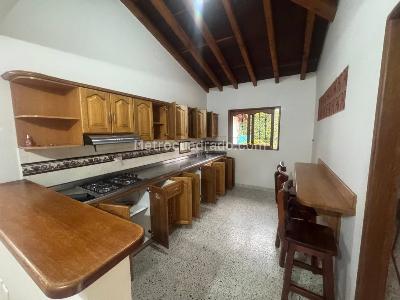 Casa de 5 alcobas en arriendo en Vereda Cabeceras, Rionegro, 1000 m² · foto 16 de 20