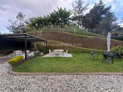 Casa de 5 alcobas en arriendo en Vereda Cabeceras, Rionegro, 1000 m² · foto 2 de 20