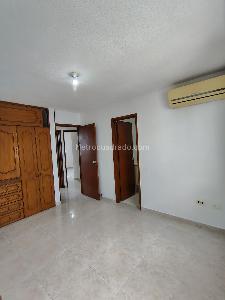 Apartamento de 3 alcobas en venta en El Refugio, Cali, 72 m² · foto 13 de 19