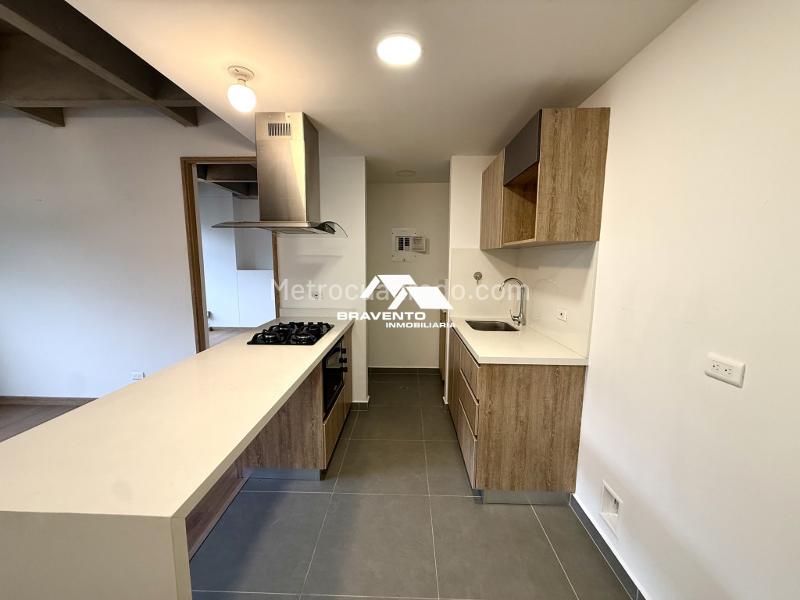 Apartamento en Arriendo, Loma Del Escobero, Envigado – pohled 2