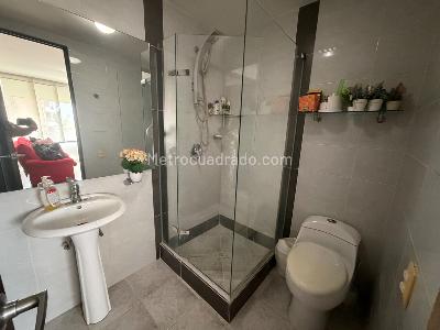 Apartamento de 4 alcobas en venta en Altos De Riomar, Barranquilla, 263 m² · foto 17 de 20