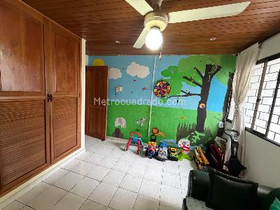 Casa de 5 alcobas en venta en El Tabor, Barranquilla, 235 m² · foto 18 de 19