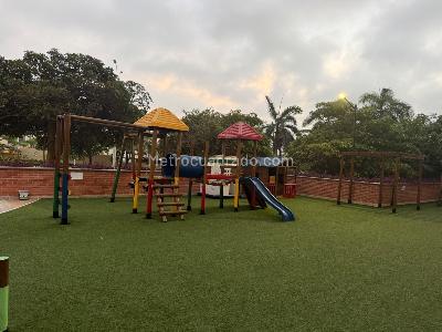 Apartamento de 4 alcobas en venta en Paseo De La Castellana, Barranquilla, 145 m² · foto 16 de 16