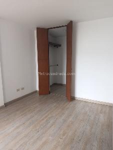 Apartamento de 3 alcobas en venta en San Martin Centro, Bogotá, 108 m² · foto 14 de 20