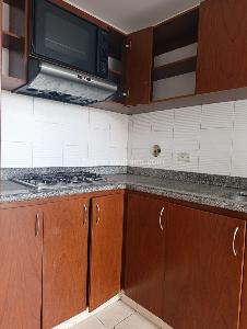 Apartamento de 3 alcobas en venta en San Martin Centro, Bogotá, 108 m² · foto 2 de 20