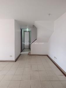 Apartamento de 3 alcobas en venta en San Martin Centro, Bogotá, 108 m² · foto 5 de 20