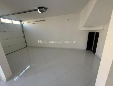 Casa de 4 alcobas en arriendo en San Antonio, Rionegro, 140 m² · foto 3 de 18
