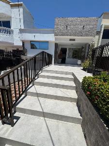 Casa en venta en Ciudad Jardin, Barranquilla · foto 2 de 9