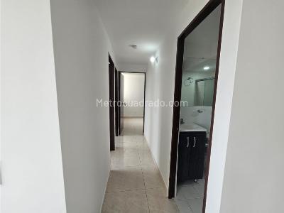 Apartamento de 3 alcobas en venta en Abreo, Rionegro, 54 m² · foto 5 de 20