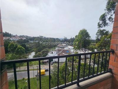 Apartamento de 2 alcobas en venta en Tranvia, Rionegro, 51 m² · foto 11 de 20