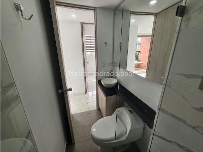 Apartamento de 2 alcobas en venta en Tranvia, Rionegro, 51 m² · foto 12 de 20