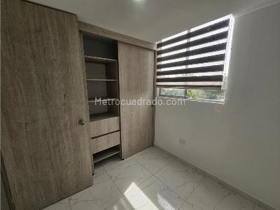 Apartamento de 2 alcobas en venta en Tranvia, Rionegro, 51 m² · foto 13 de 20