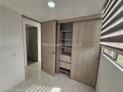 Apartamento de 2 alcobas en venta en Tranvia, Rionegro, 51 m² · foto 15 de 20