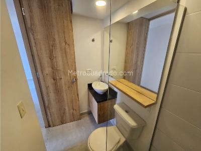 Apartamento de 3 alcobas en venta en Manantiales, Rionegro, 54 m² · foto 10 de 20