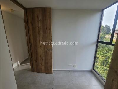 Apartamento de 3 alcobas en venta en Manantiales, Rionegro, 54 m² · foto 14 de 20