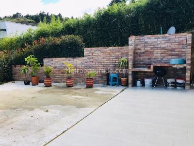 Casa de 4 alcobas en arriendo en Vereda San Jose, Rionegro, 300 m² · foto 16 de 18