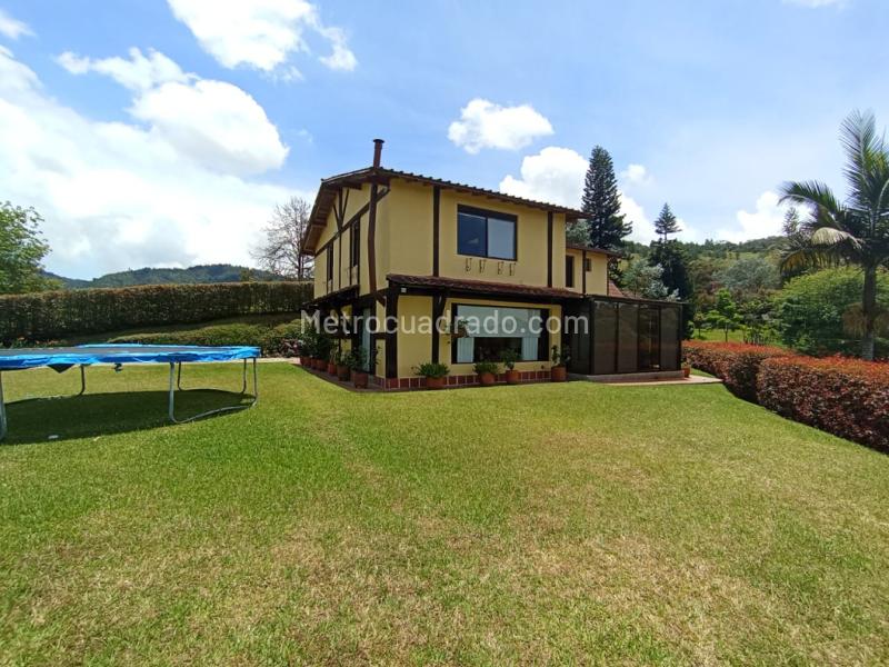 5BR Finca in Los Salados (250 m²)