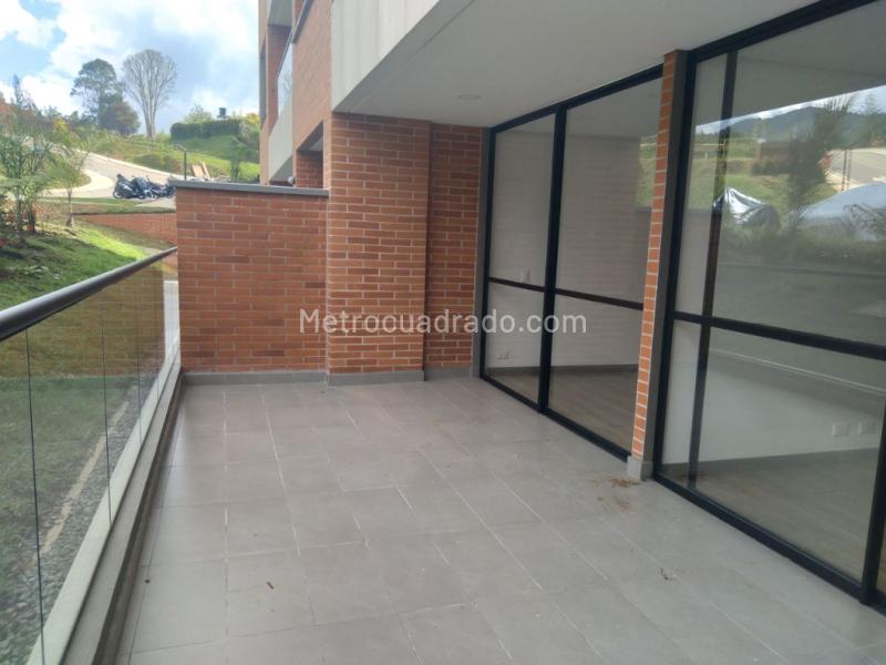 2BR Apartment in Entreverdes (64 m²) - 4