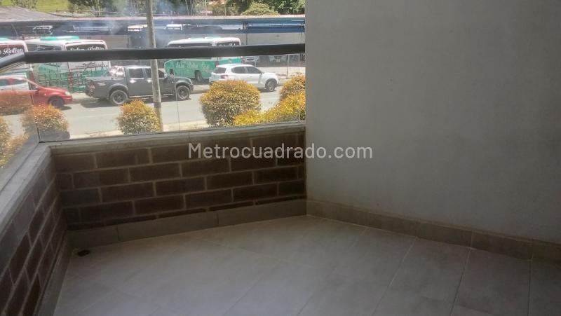 2BR Apartment in Maderos Del Retiro (64 m²) - 2