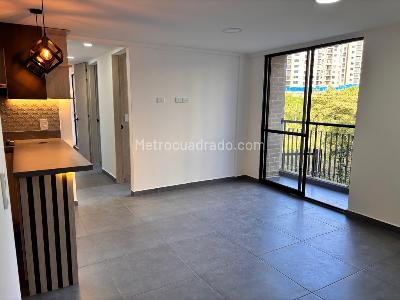 Apartamento de 3 alcobas en venta en Cuatro Esquinas, Rionegro, 53 m² · foto 2 de 14