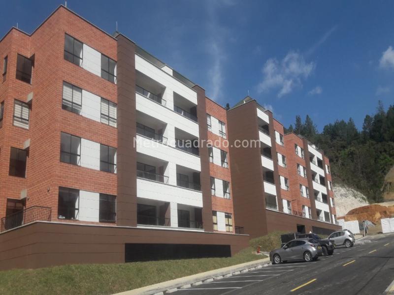 2BR Apartment in Arreboles (78 m²)