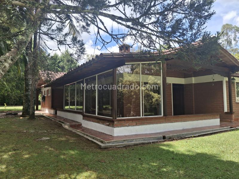 Casa – El Retiro, Oriente - Más