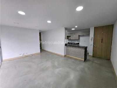 Apartamento en venta en El Poblado, Medellín · foto 7 de 20