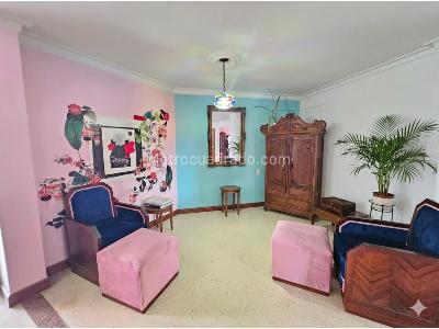 Apartamento de 4 alcobas en venta en Laureles, Medellín, 190 m² · foto 3 de 17