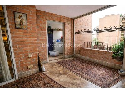 Apartamento de 4 alcobas en venta en Laureles, Medellín, 190 m² · foto 7 de 17