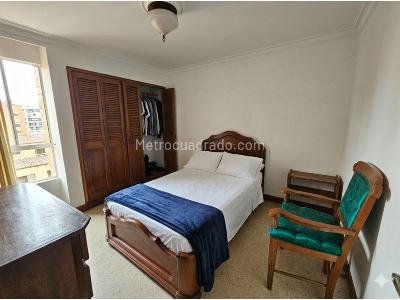 Apartamento de 4 alcobas en venta en Laureles, Medellín, 190 m² · foto 12 de 17