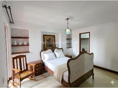 Apartamento de 4 alcobas en venta en Laureles, Medellín, 190 m² · foto 14 de 17