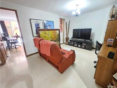 Apartamento de 3 alcobas en venta en Laureles, Medellín, 176 m² · foto 13 de 20