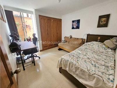 Apartamento de 3 alcobas en venta en Laureles, Medellín, 176 m² · foto 15 de 20