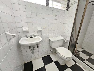 Apartamento de 3 alcobas en venta en Los Balsos, Medellín, 245 m² · foto 10 de 20