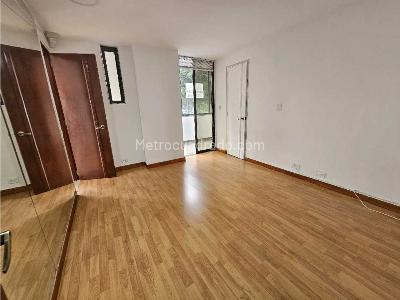 Apartamento de 3 alcobas en venta en Los Balsos, Medellín, 245 m² · foto 18 de 20