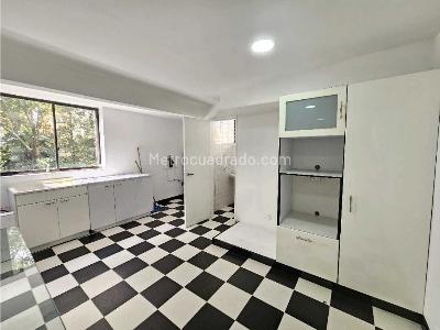 Apartamento de 3 alcobas en venta en Los Balsos, Medellín, 245 m² · foto 7 de 20