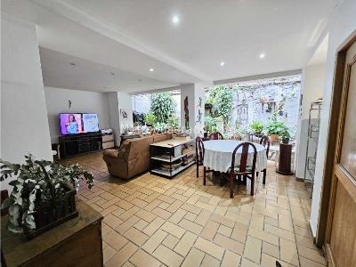 Casa de 4 alcobas en venta en Belen, Medellín, 323 m² · foto 4 de 18